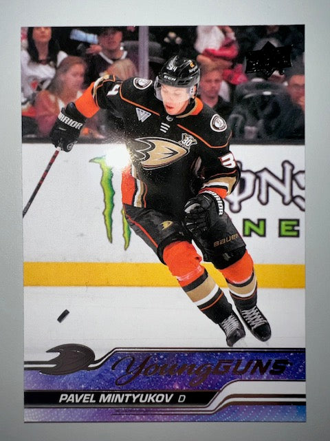 Anaheim Ducks Pavel Mintyukov Unsigned Upper Deck Card