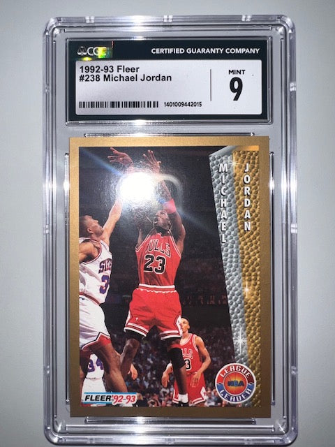 1992-93 Fleer #238 Michael Jordan Mint 9 Trading Card