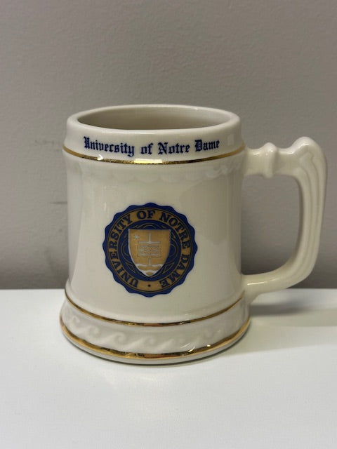 University of Notre Dame Stein- Creme w/ Logo Gold Trimming