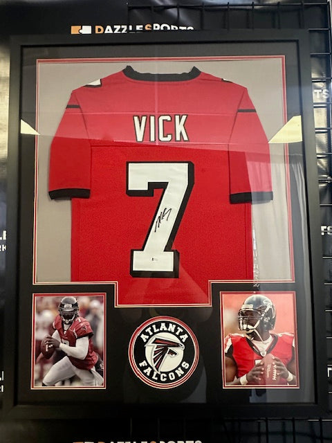 Atlanta Falcons Michael Vick Signed Framed Jersey BECKETT COA