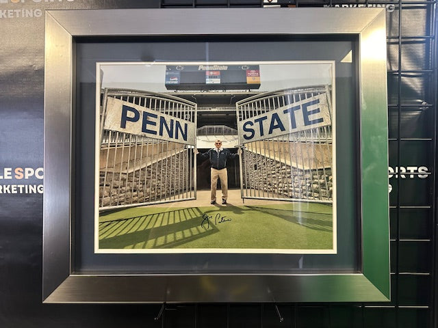 Penn State Joe Paterno Signed 16x20 Framed Photo