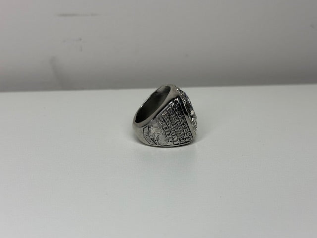 Boston Red Sox 2004 World Champion Replica Ring