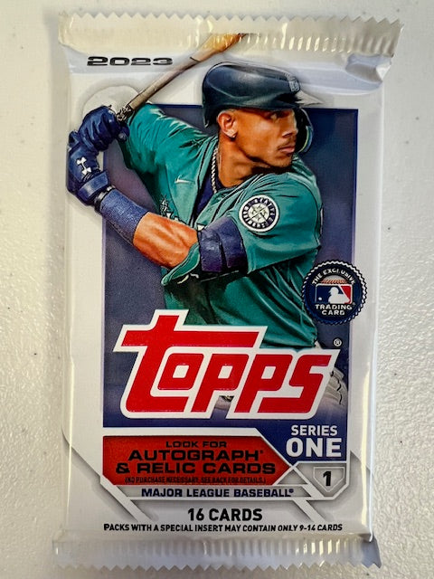 2023 Major League Baseball Topps Trading Cards Series One (16 Cards)