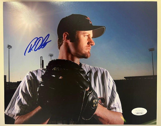 Houston Astros Roy Oswalt Signed 8x10 with JSA COA