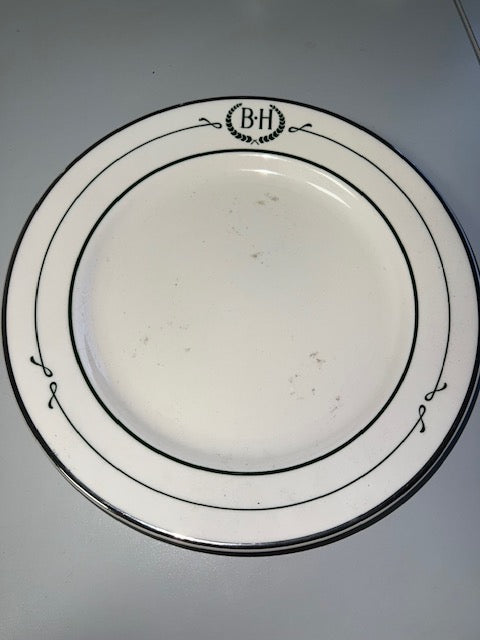 Arnold Palmer Bay Hill Resort Club BH Logo Homer Laughlin Dinner Plate