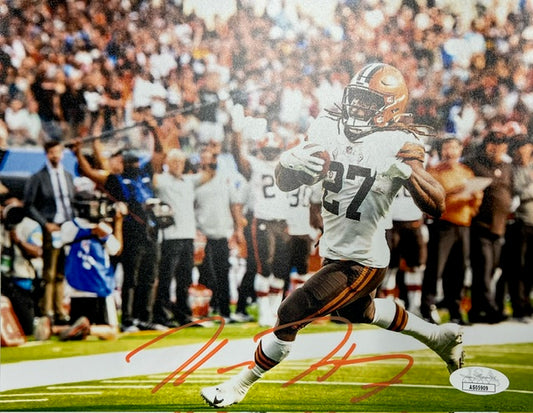 Cleveland Browns Kareem Hunt Running Signed 8x10 with JSA COA *NO CARD*