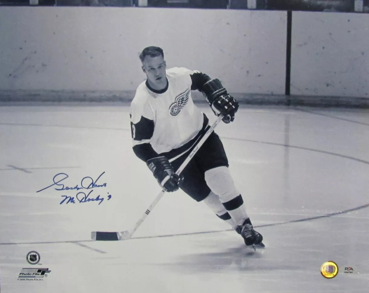 Gordie Howe HOF Signed/Inscribed 16x20 Photo Detroit Red Wings PSA/DNA